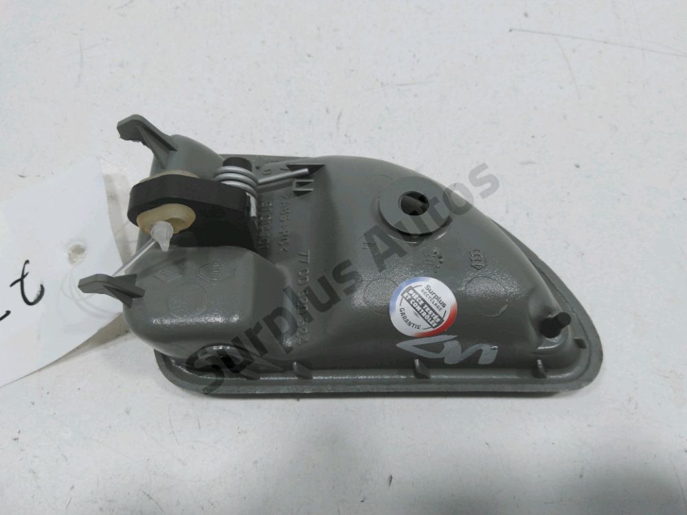 Poignée intérieure porte avant droite