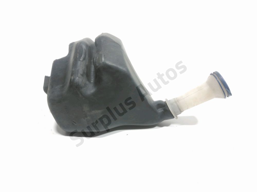 Réservoir de lave glace avant