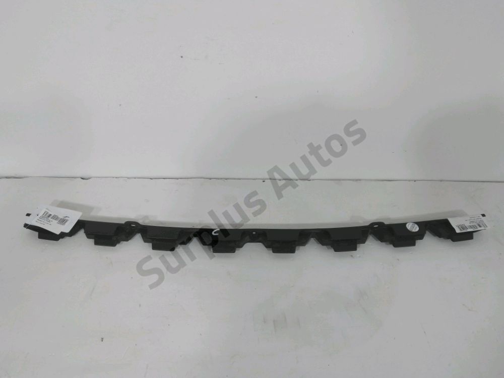 Support central de pare-choc arrière