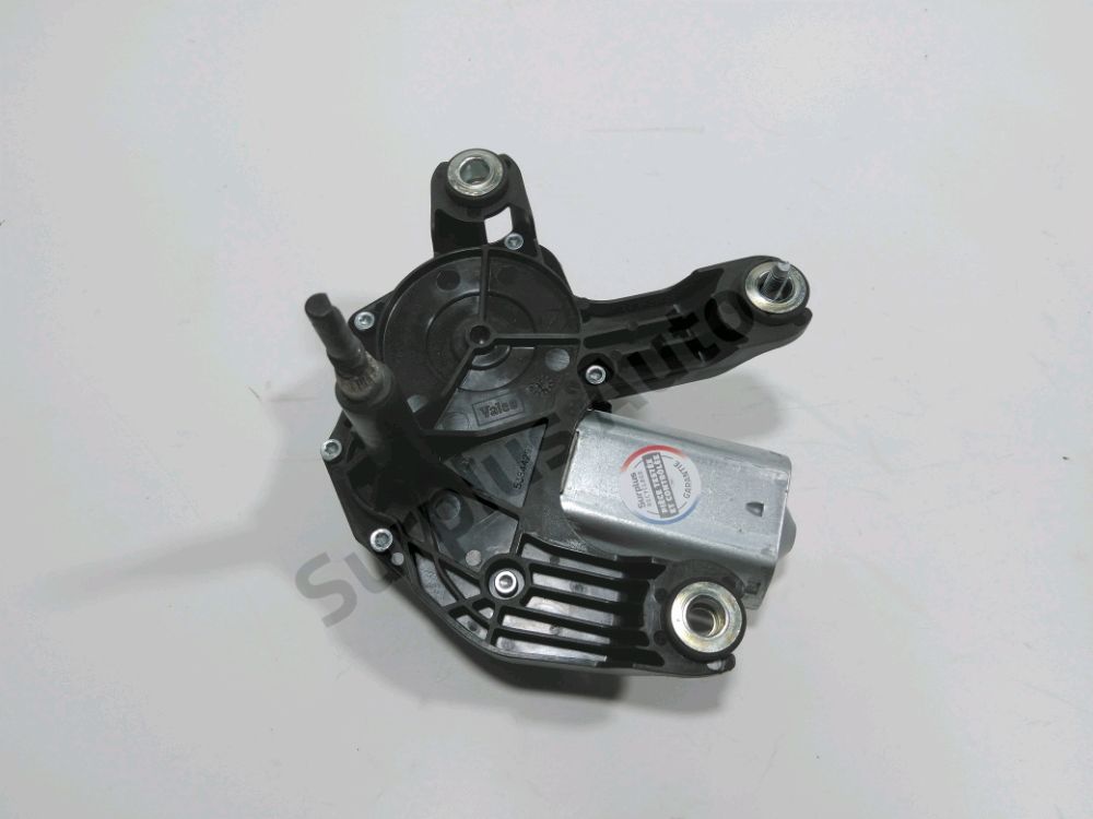 Moteur d'essuie glace arrière