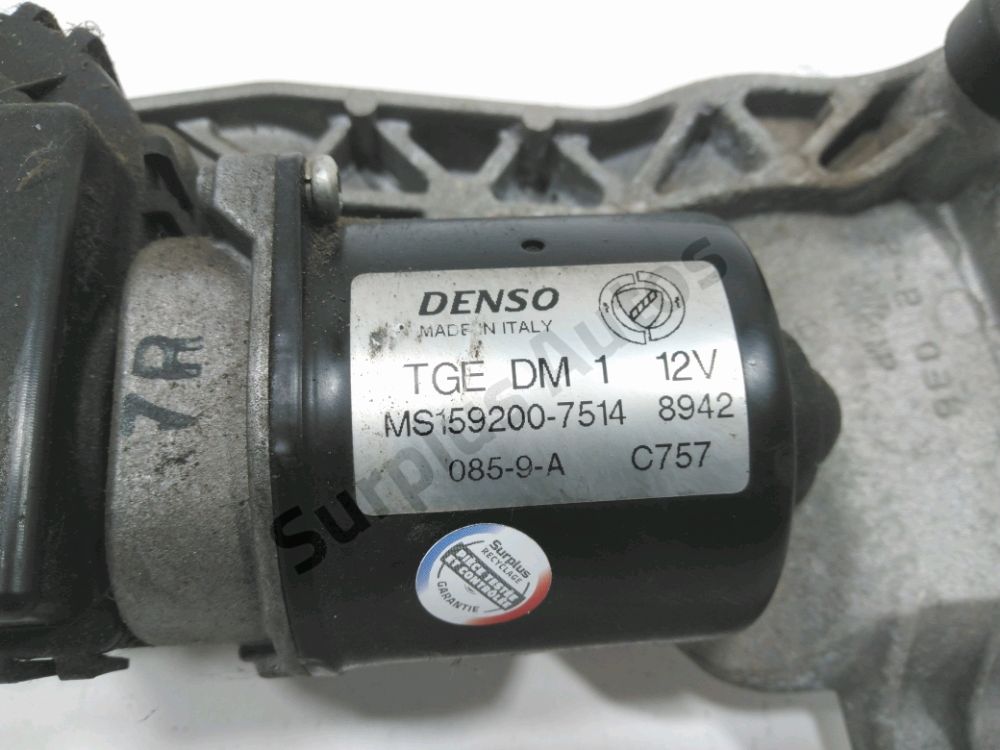 Mécanisme + moteur d'essuie glace avant