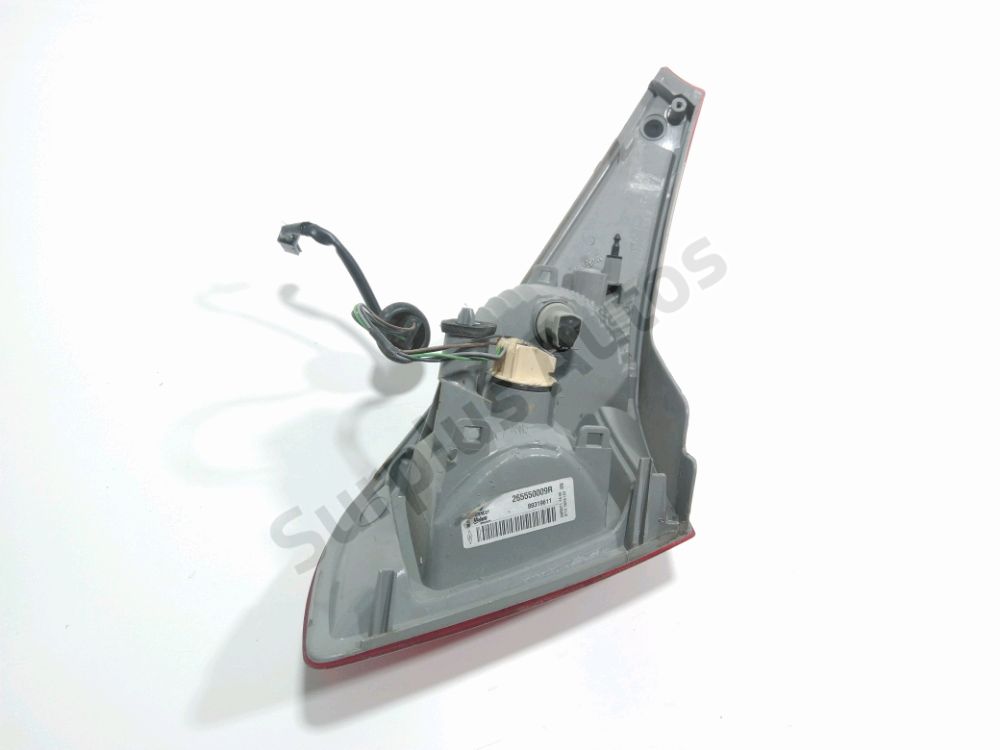 Feu arrière intérieur gauche