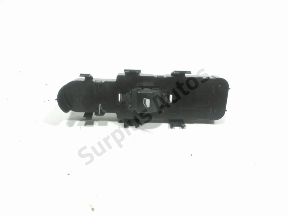 Commande lève-vitre avant droit