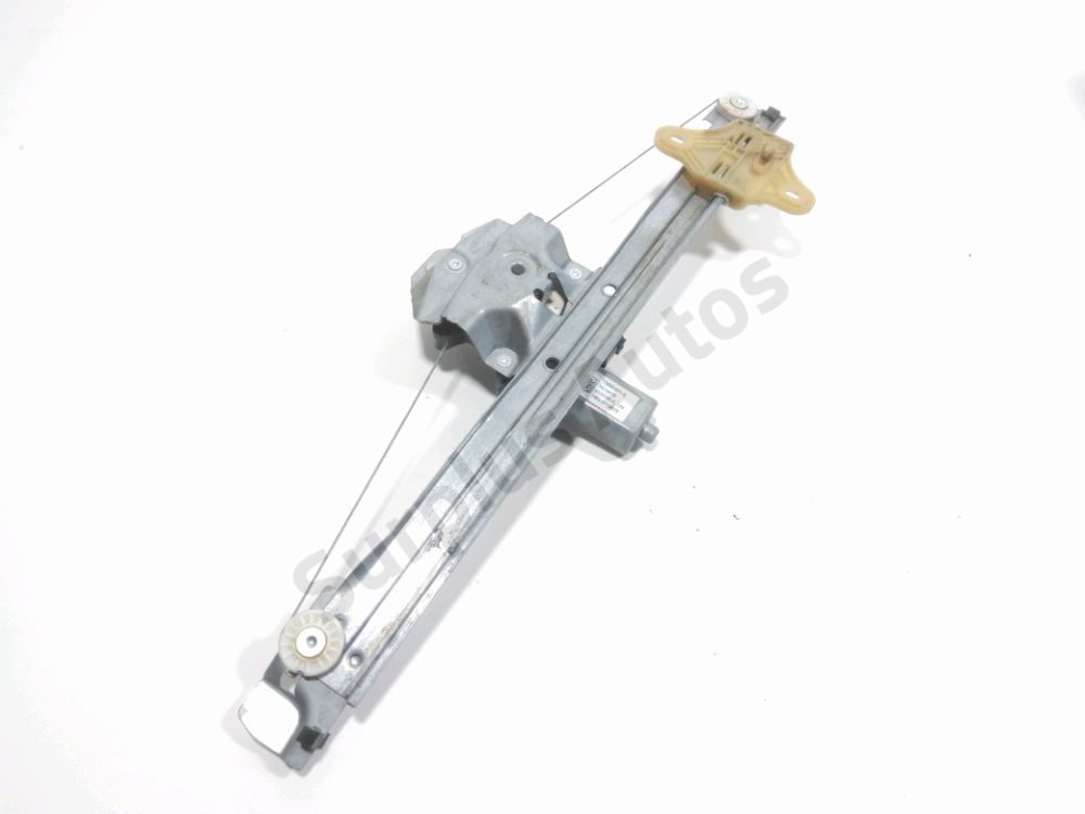 Lève-vitre électrique avant droit