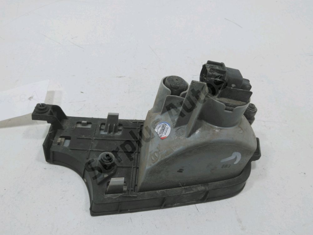 Feu de brouillard arrière gauche