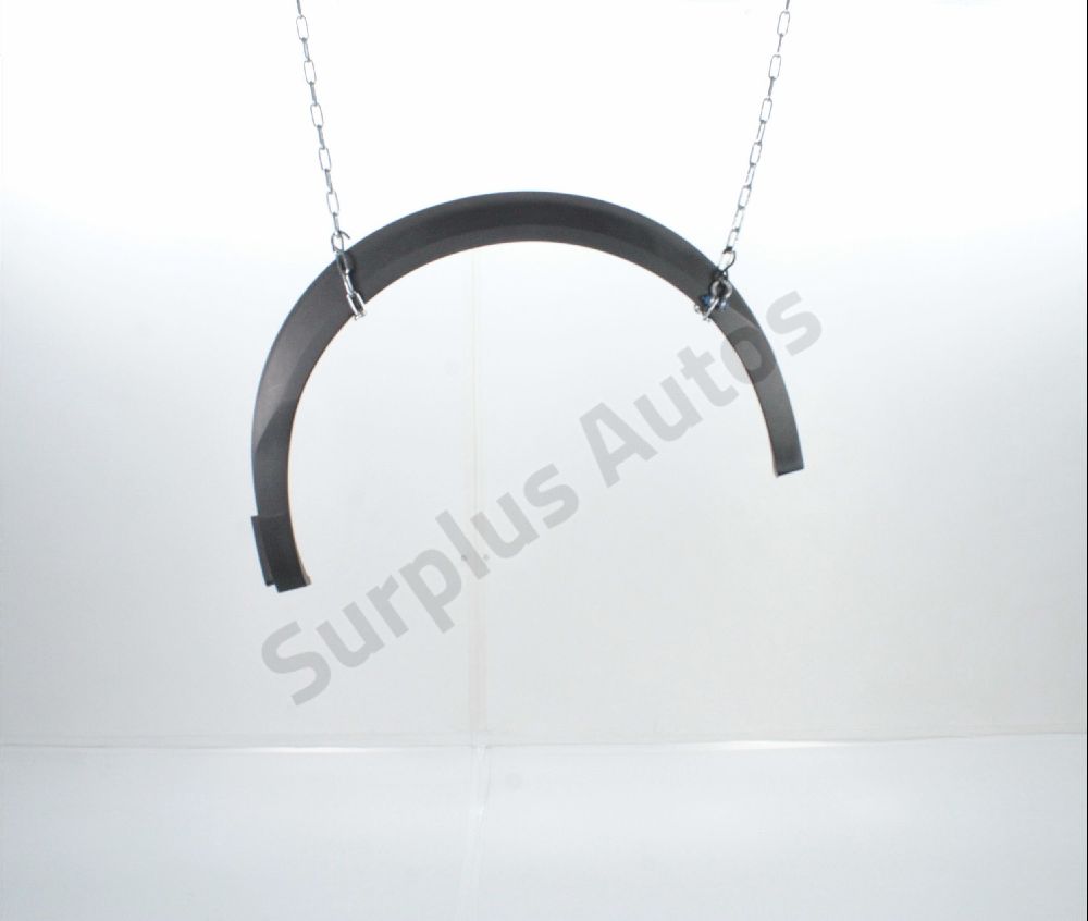 Elargisseur d'aile arrière gauche