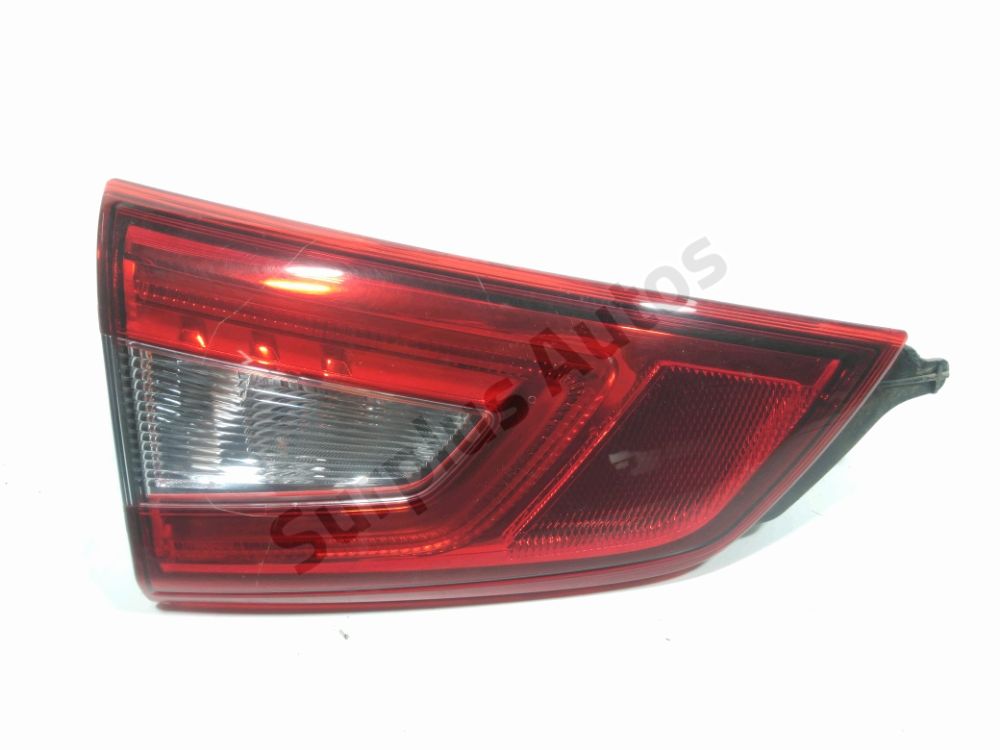 Feu arrière intérieur gauche