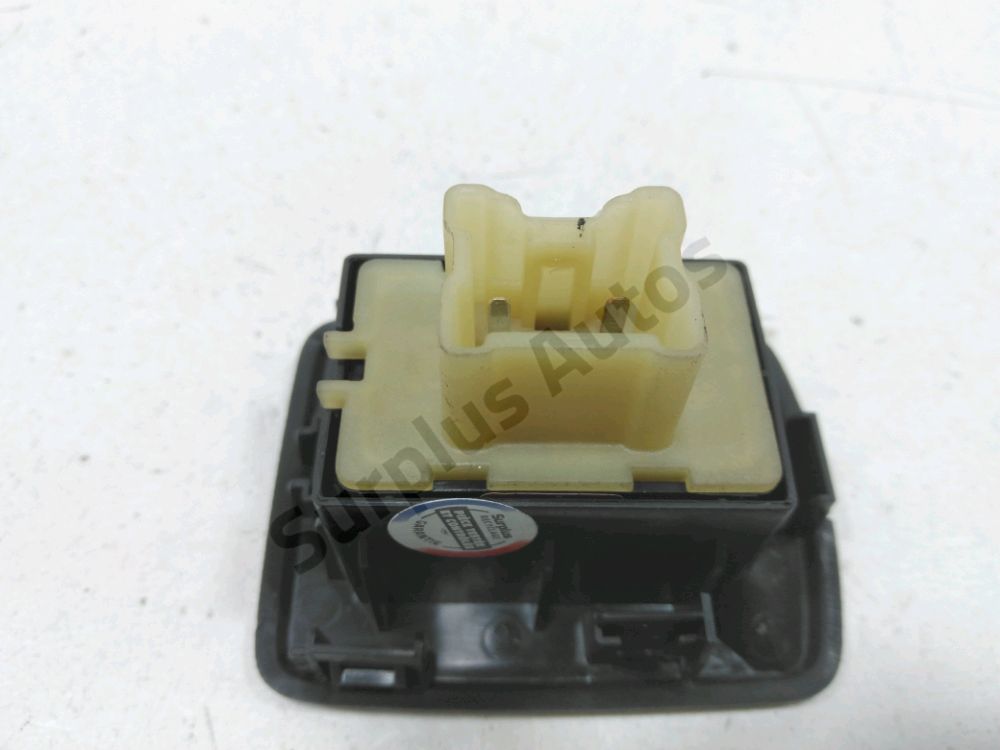 Commande lève-vitre avant droit