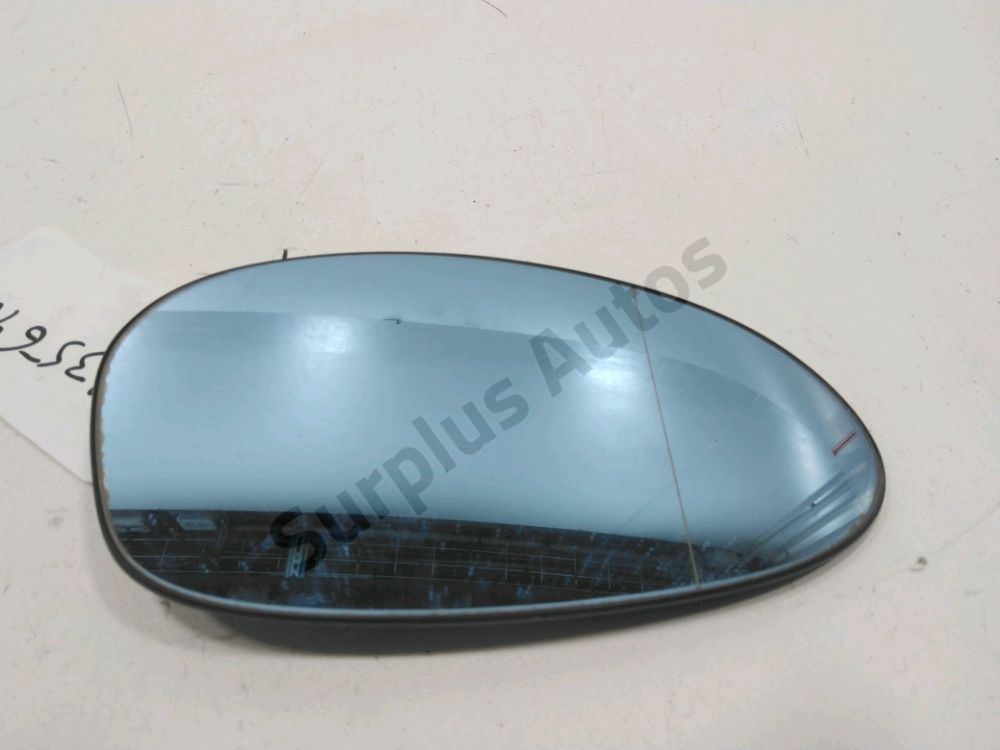 Glace de retroviseur droit