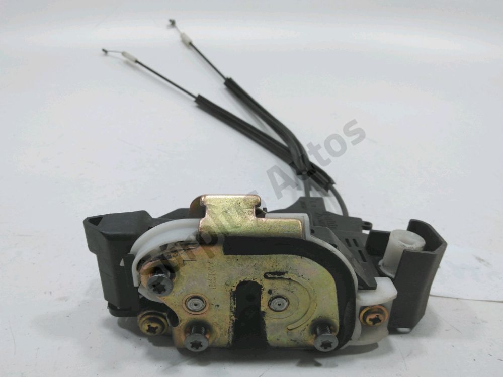 Serrure de porte avant gauche