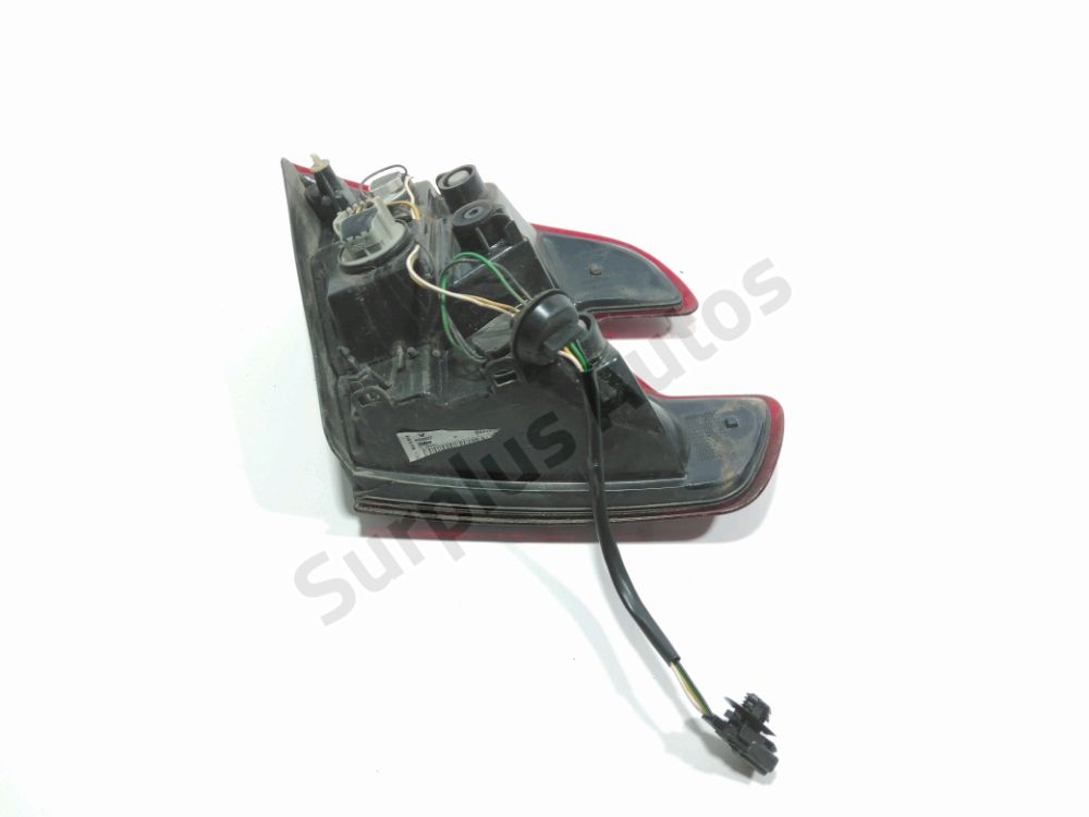 Feu arrière intérieur droit