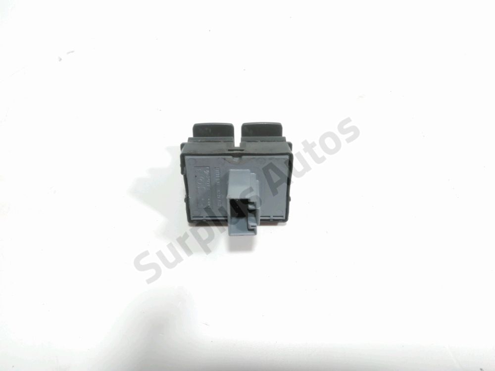 Commande lève-vitre avant gauche