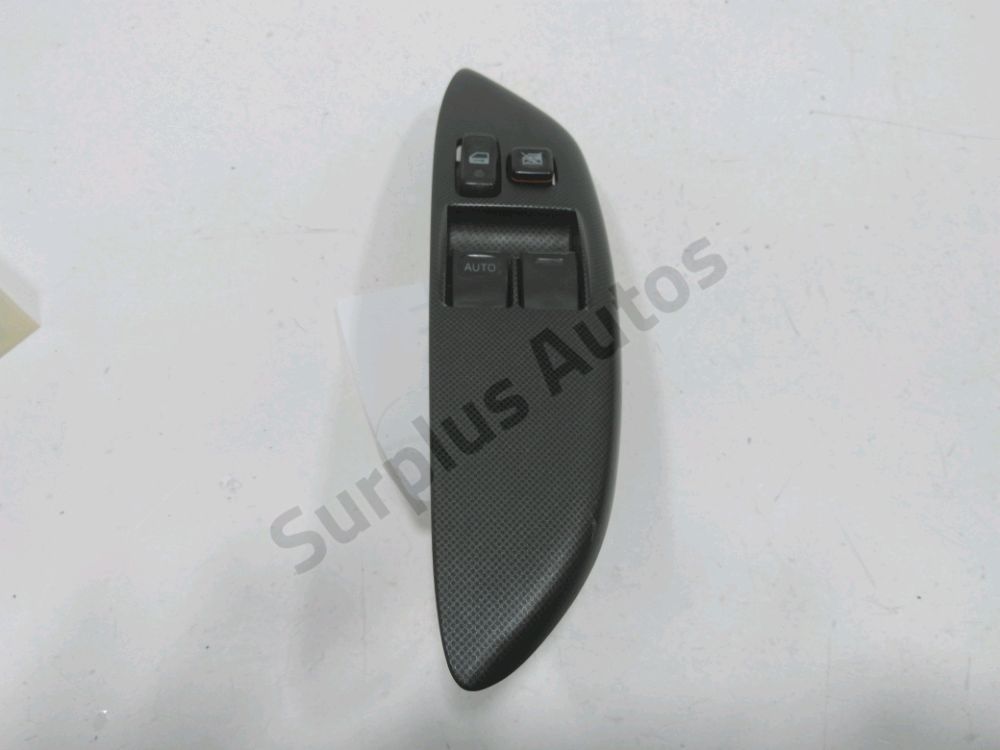 Commande leve-vitre avant gauche