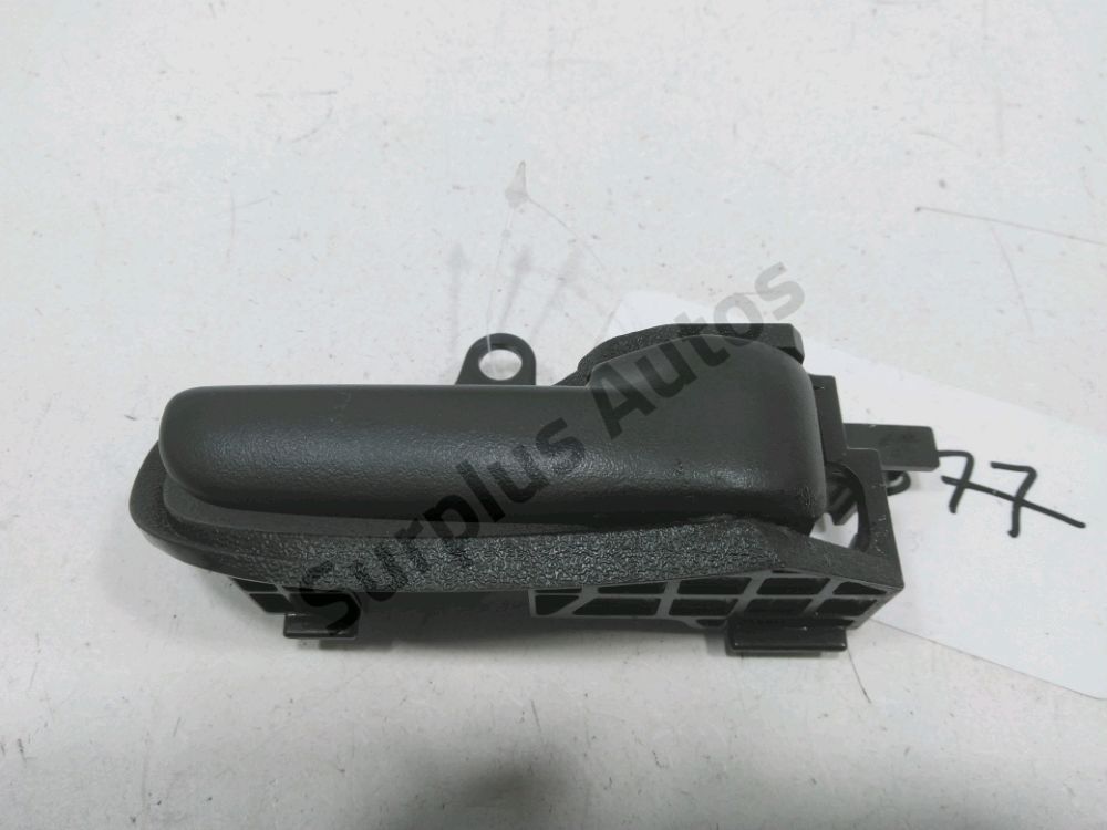 Poignee interieure porte avant droite