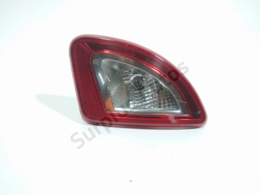 Feu arrière intérieur droit