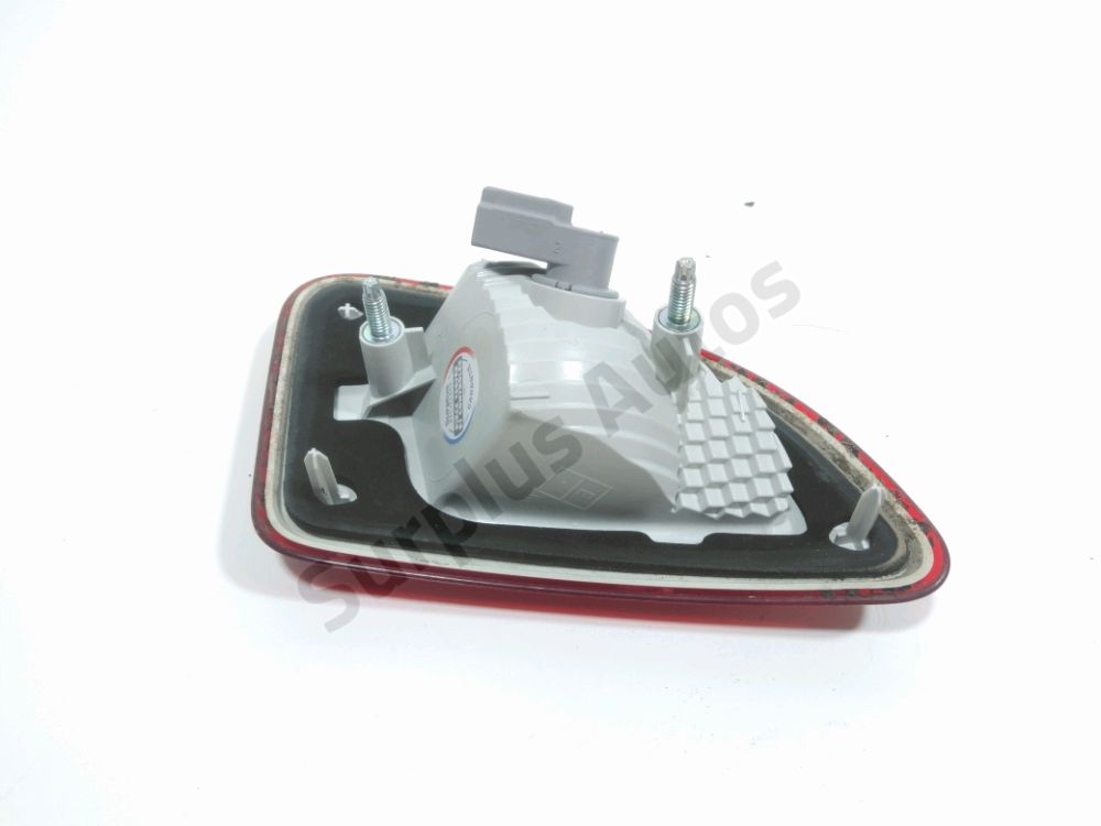 Feu arrière intérieur gauche