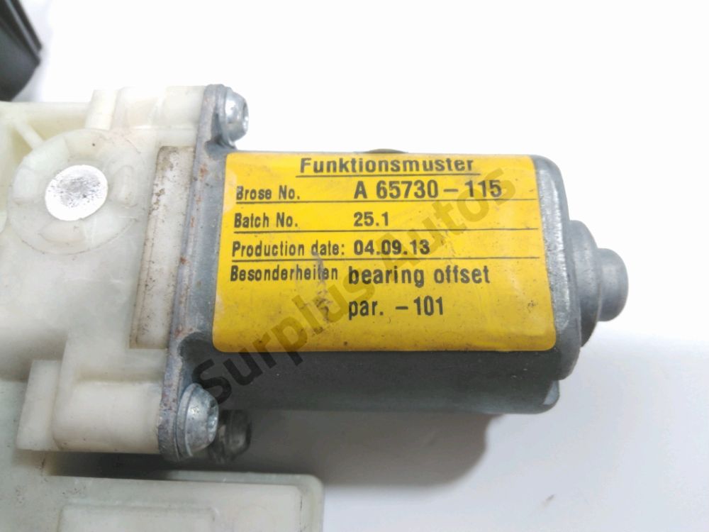 Lève-vitre électrique avant gauche