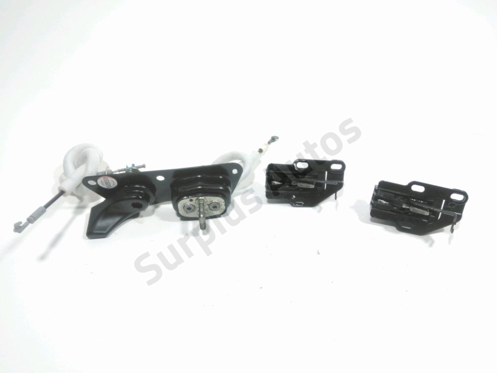 Serrure de porte battante arrière droite