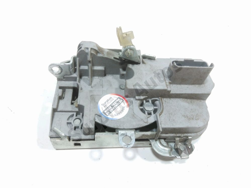 Serrure de porte avant gauche