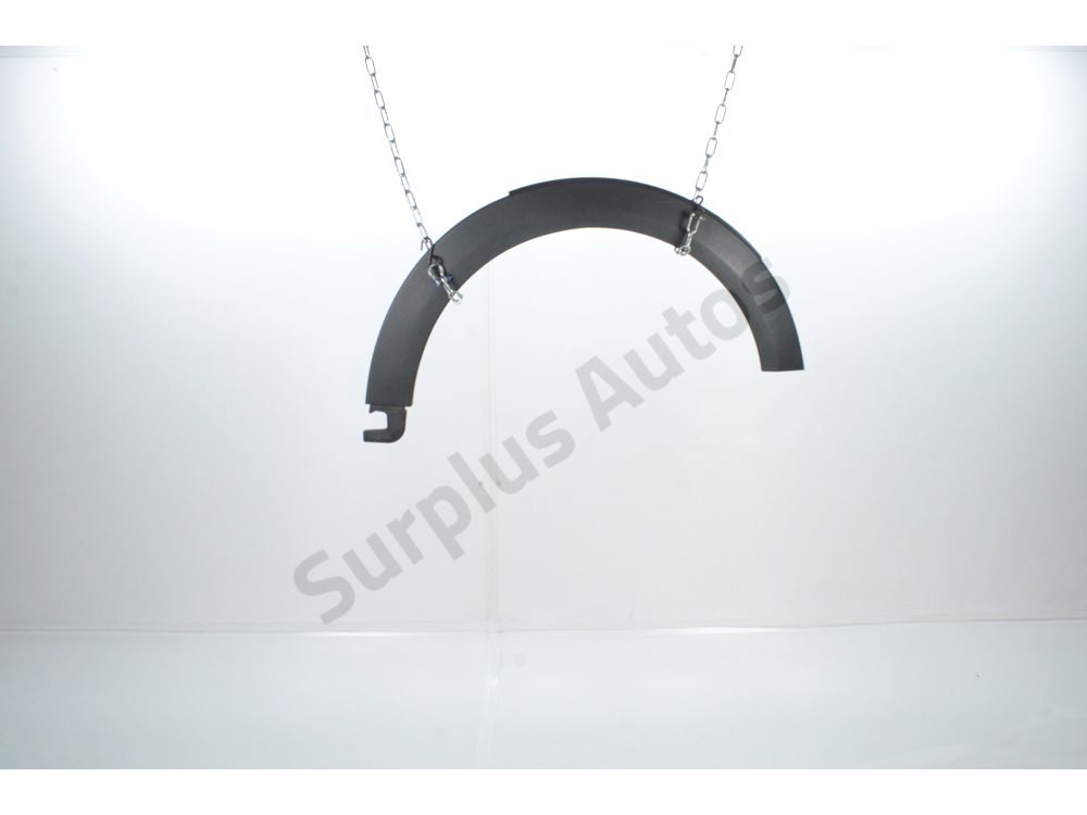 Elargisseur d'aile avant droite