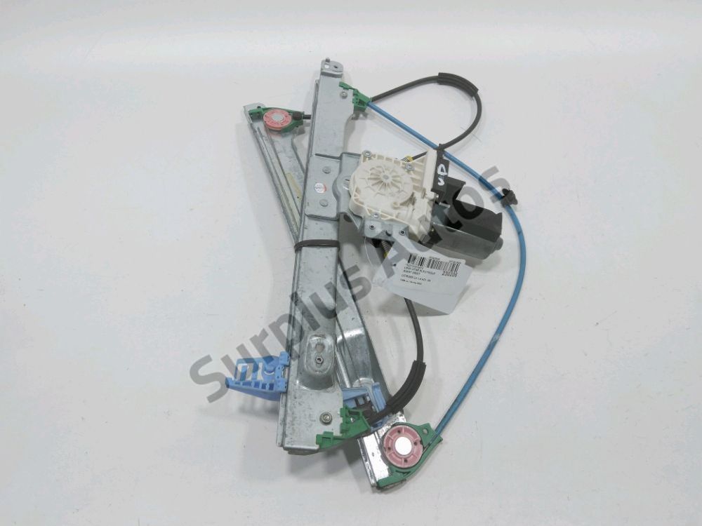 Leve-vitre electrique avant droit