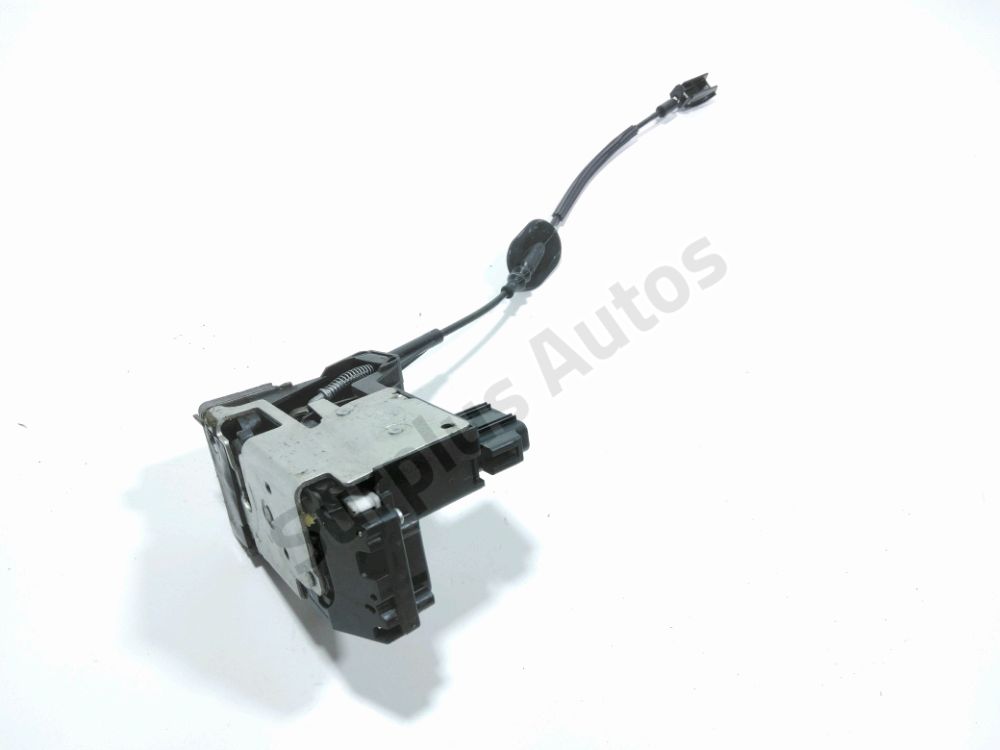 Serrure de porte avant gauche