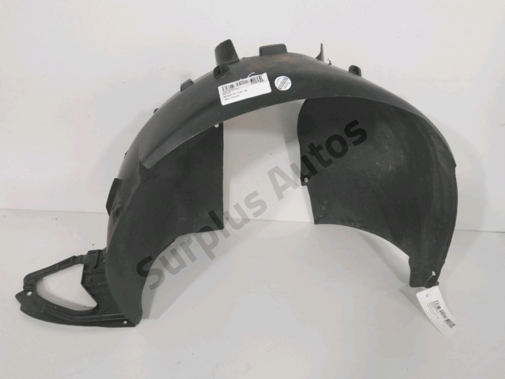 Pare-boue avant gauche