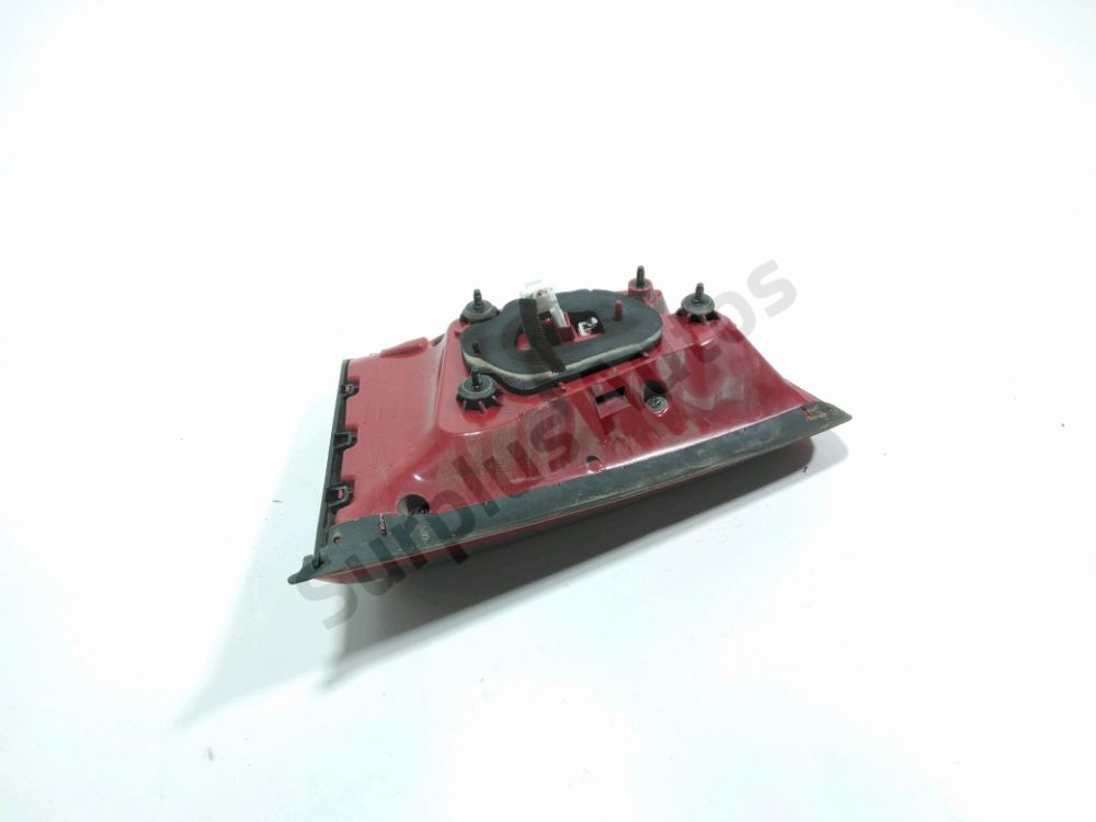 Feu arrière intérieur gauche