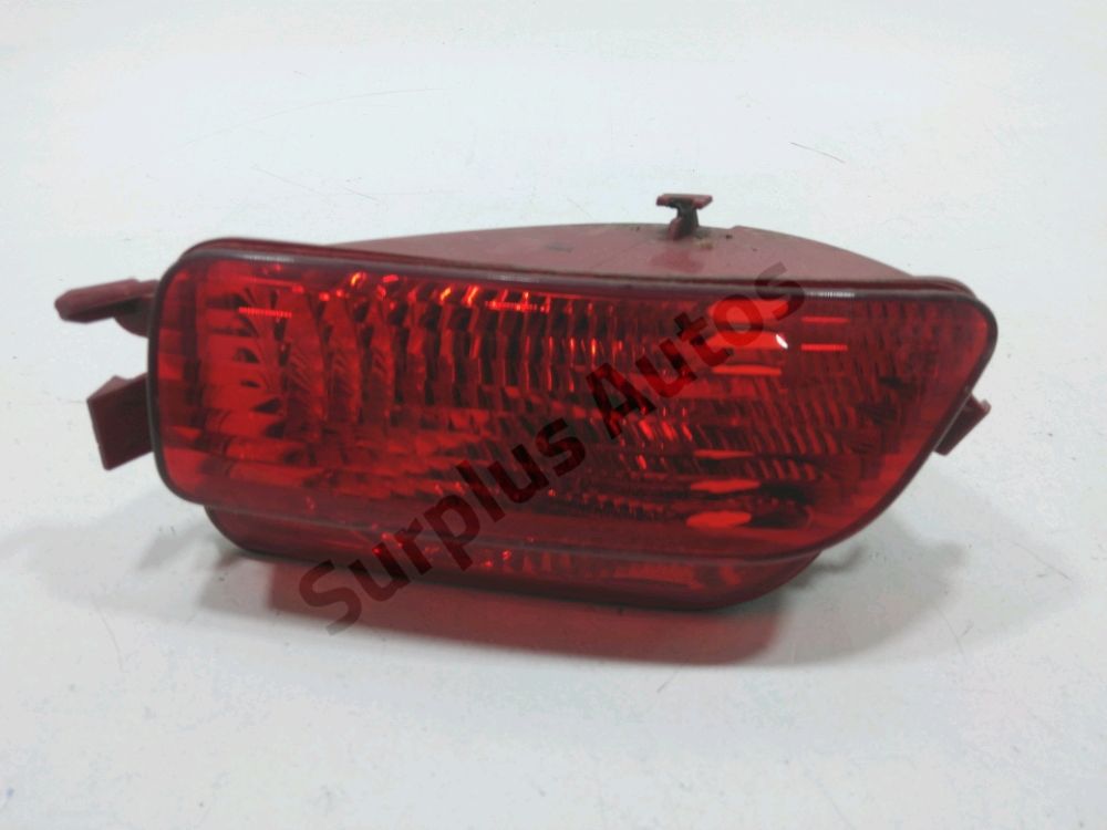 Feu de brouillard arrière gauche