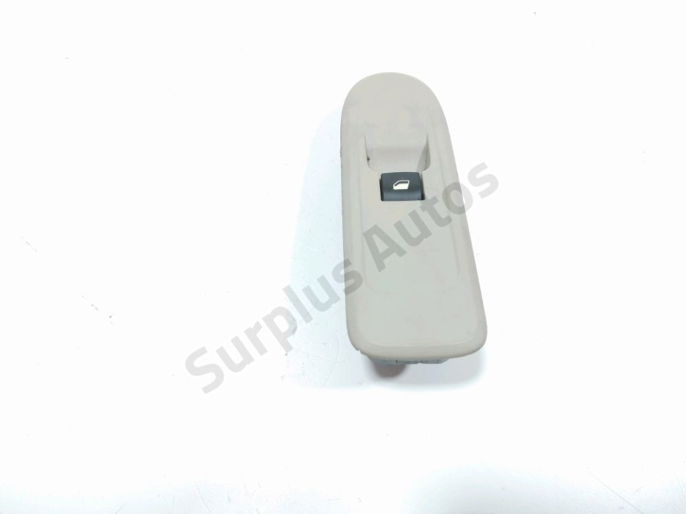 Commande lève-vitre avant droit