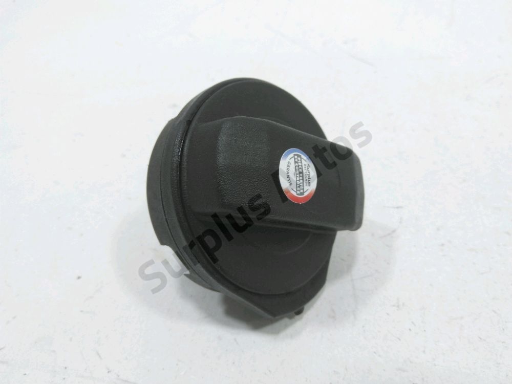 Bouchon de réservoir à carburant