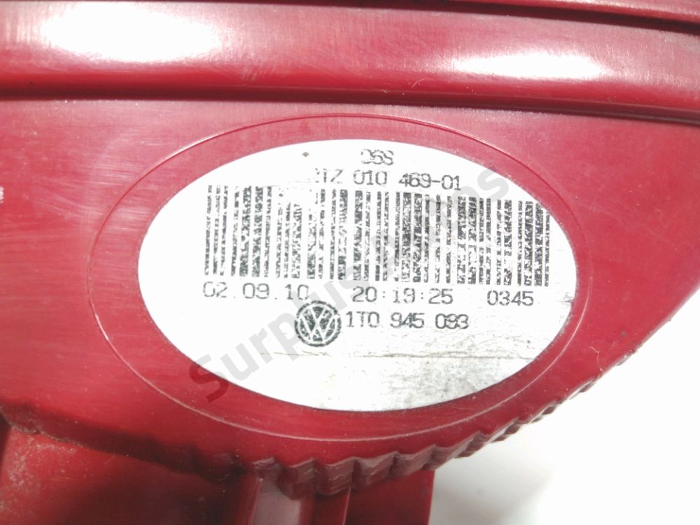 Feu arrière intérieur gauche