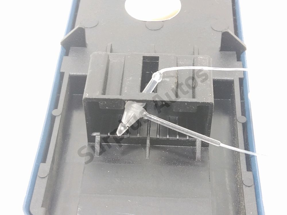 Commande lève-vitre avant gauche