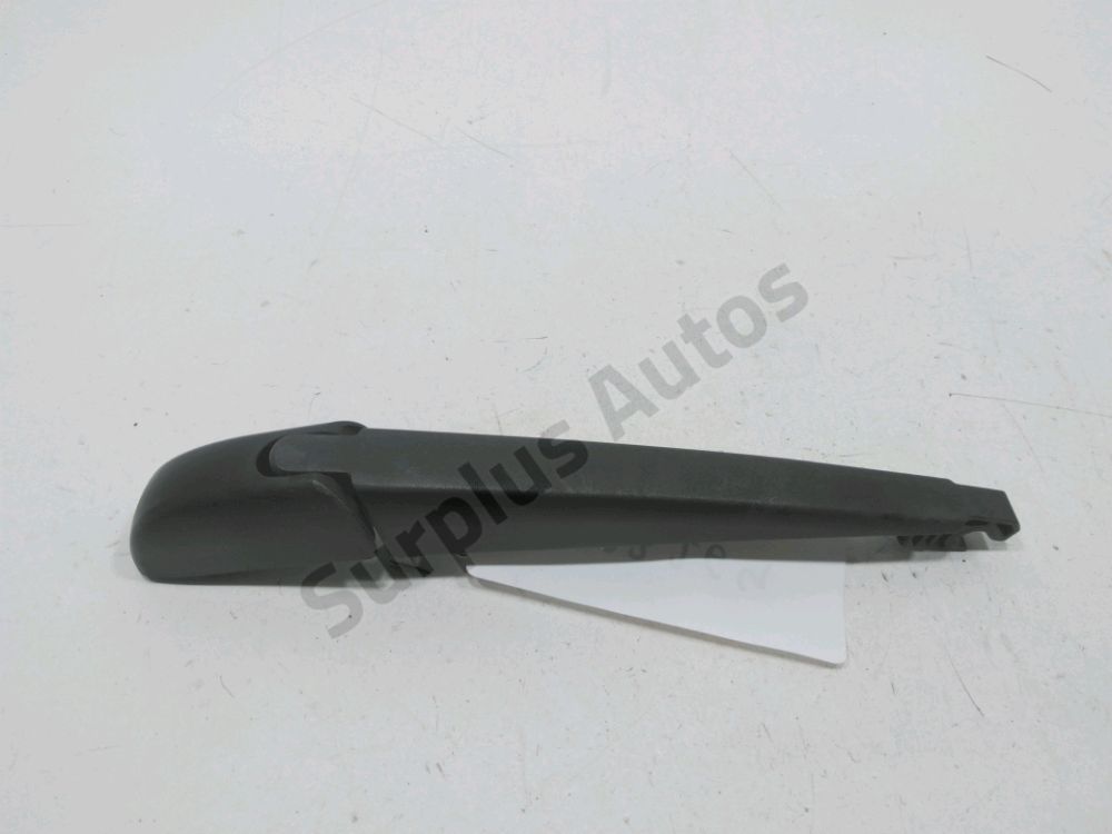 Bras d'essuie-glace arriere