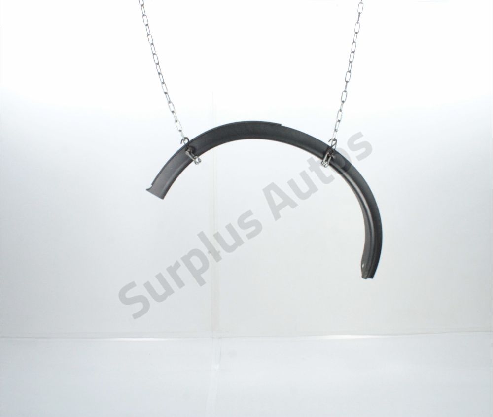 Elargisseur d'aile arrière gauche