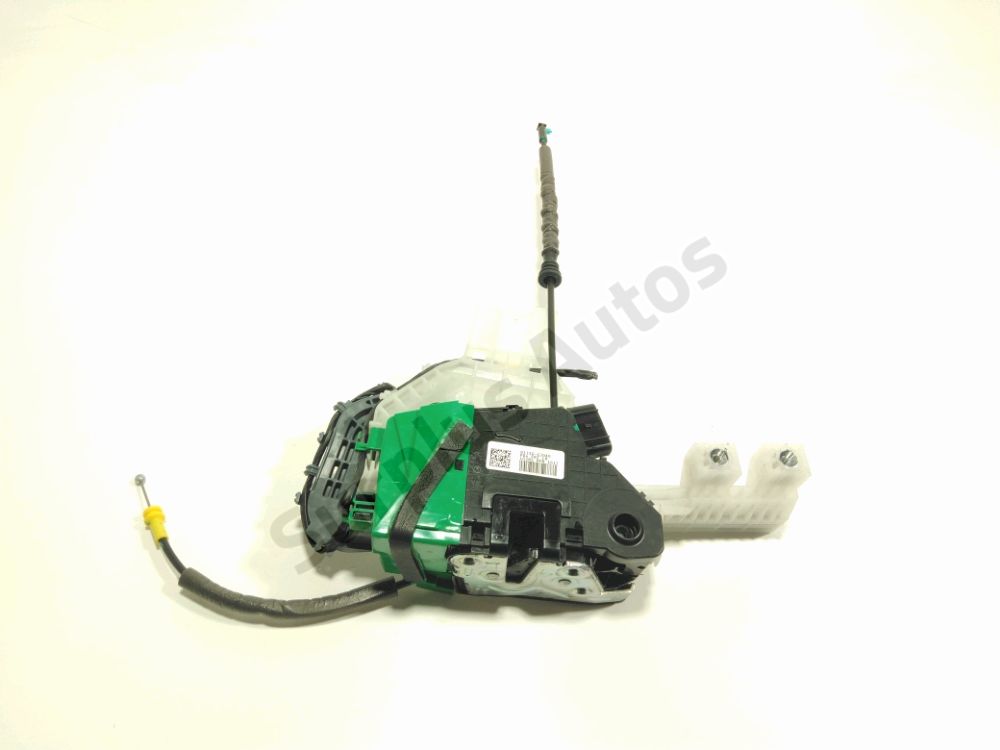 Serrure de porte avant gauche