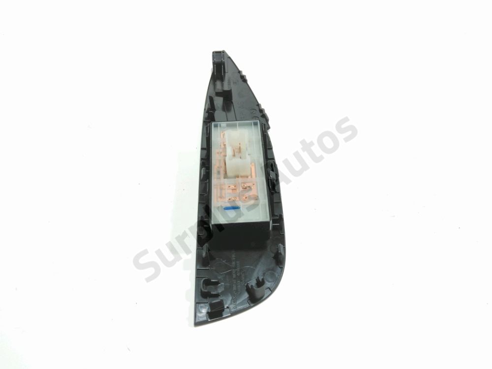 Commande lève-vitre avant droit