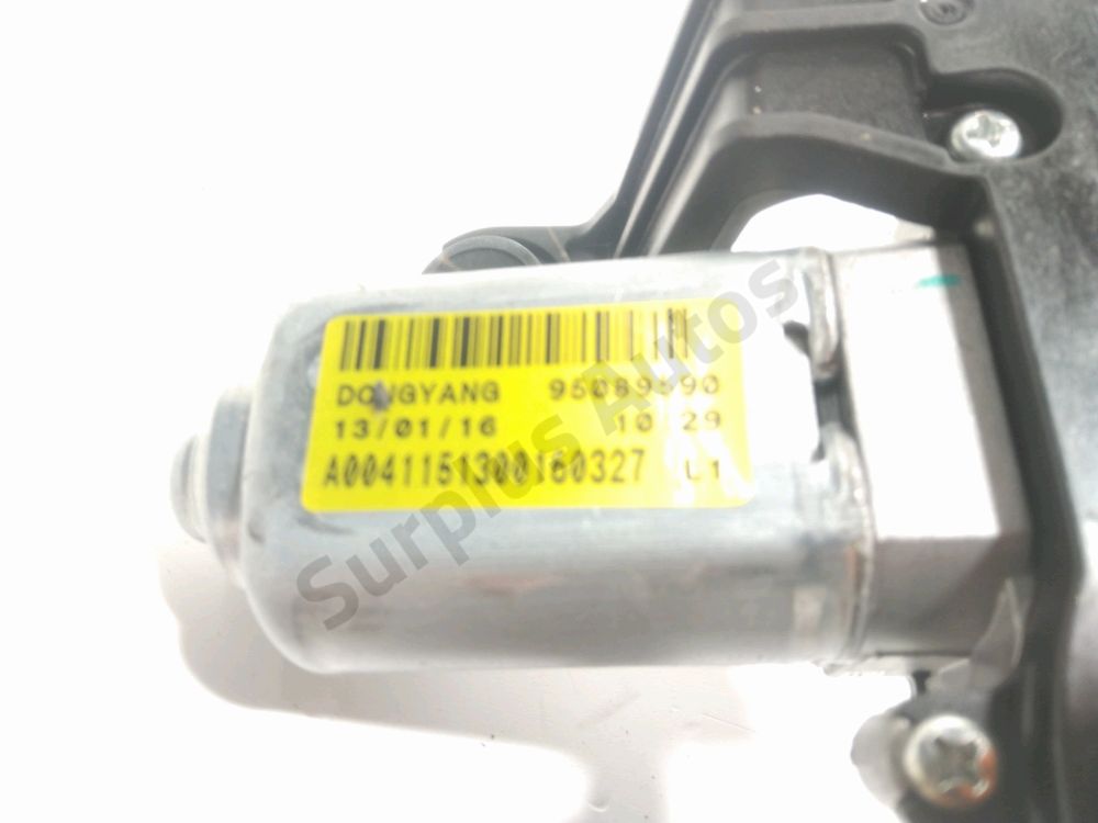 Moteur d'essuie glace arrière