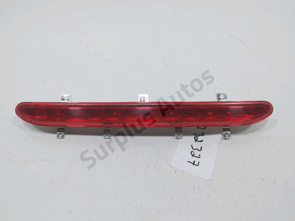 Feu stop supplémentaire