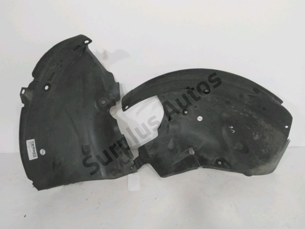 Pare-boue avant gauche