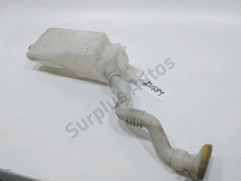 Réservoir de lave glace avant