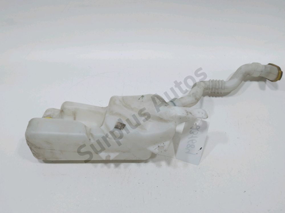 Réservoir de lave glace avant