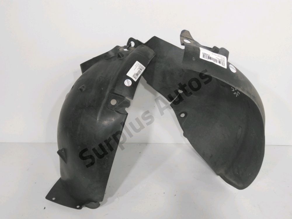 Pare-boue avant gauche