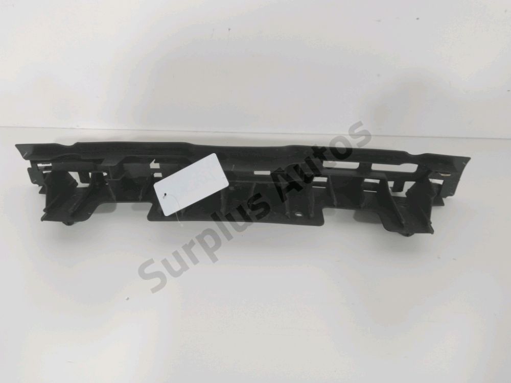 Support central de pare-choc arrière