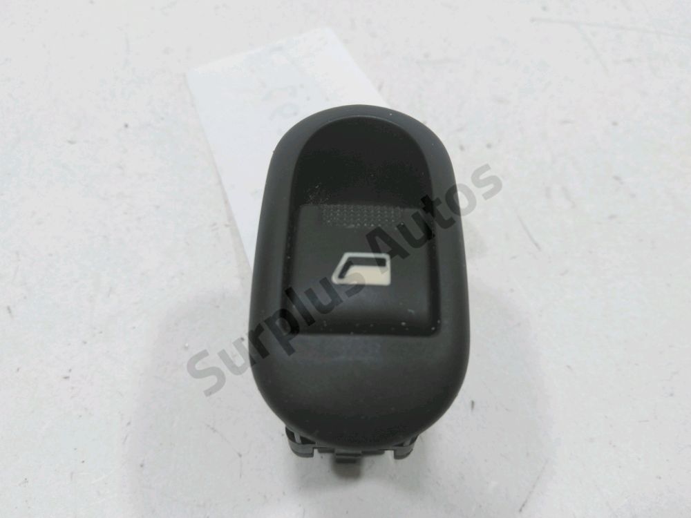 Commande lève-vitre avant droit