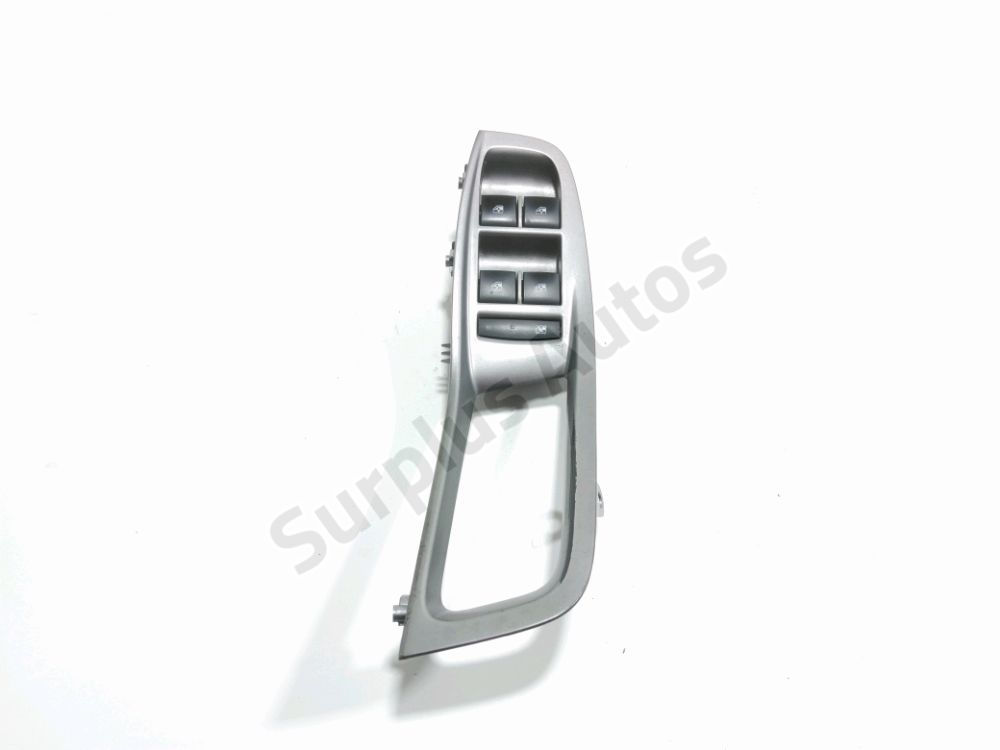 Commande lève-vitre avant gauche