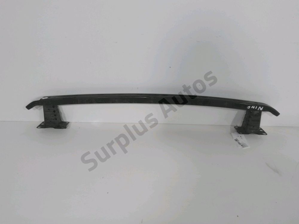 Traverse inférieure armature avant