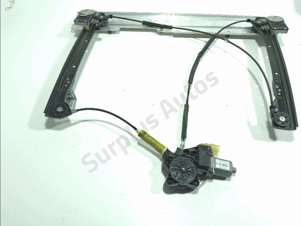 Lève-vitre électrique avant gauche