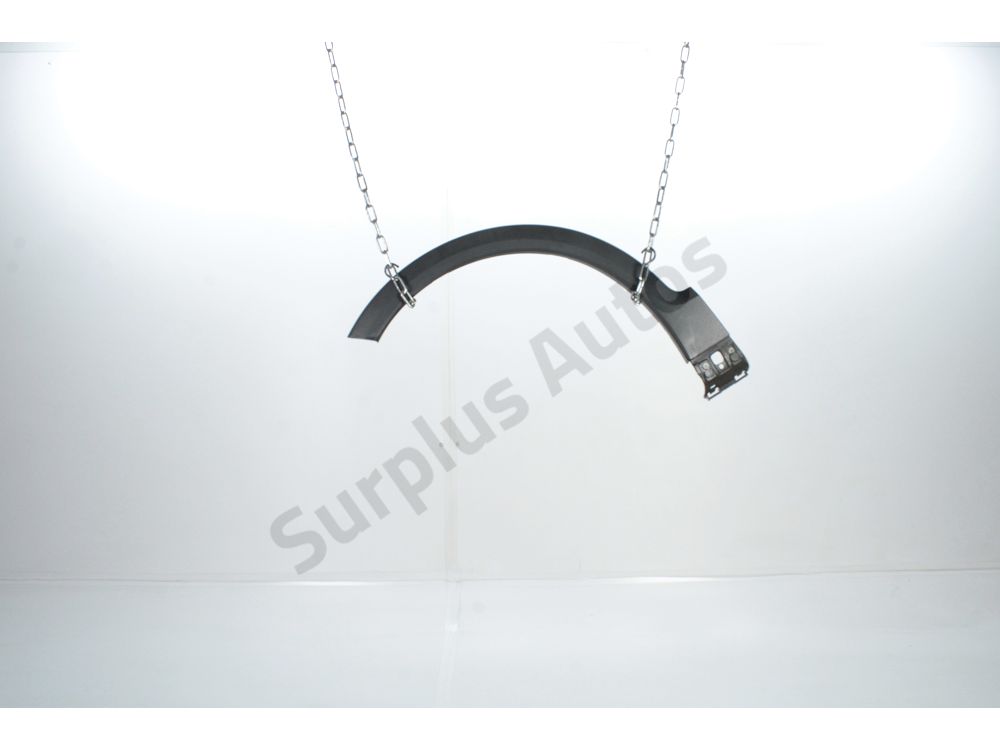 Elargisseur d'aile avant gauche