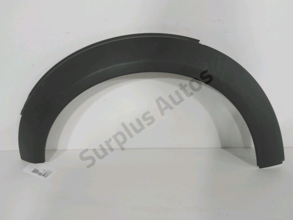 Elargisseur d'aile avant gauche